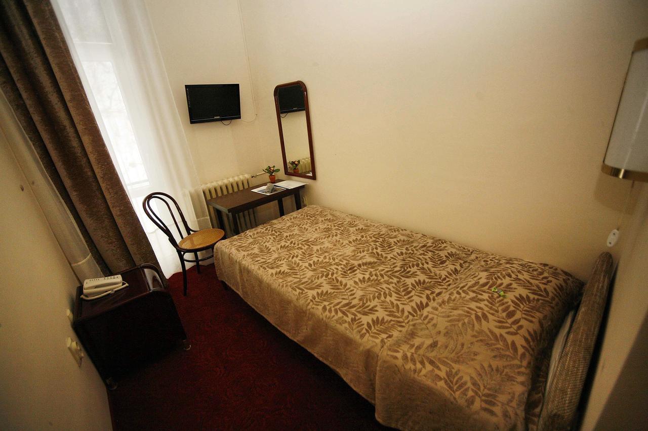 Golden Inn Hotel Majdanpek ภายนอก รูปภาพ